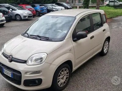 Usata Fiat Panda Lounge 69 CV (50 kW) 2016 Grigio Utilitaria