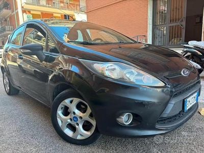 Occasion Ford Fiesta Titanium 71 PK (52 kW) 2012 Zwart Hatchback