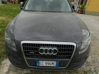 Usata Audi Q5 211 CV (155 kW) 2010 Grigio SUV