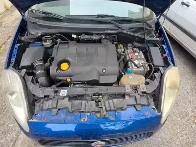 Usata Fiat Punto 131 CV (96 kW) 2006 Blu Utilitaria