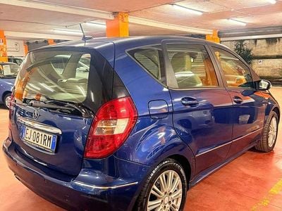 Blu Usata 2011 Mercedes A160 Monovolume | 4900 € (Buon prezzo)