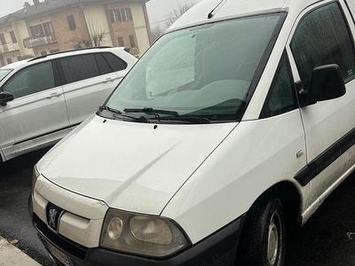 Usata Fiat Scudo Business 108 CV (79 kW) 2005 Bianco Furgone