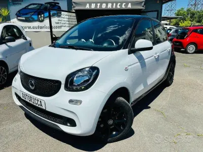 Usata Smart ForFour 71 CV (52 kW) 2017 Bianco Utilitaria