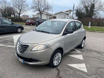 usata Lancia Ypsilon 0.9 t.air Silver ecochic metano 80cv