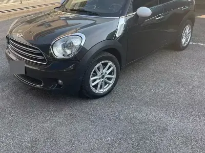 Usata Mini Countryman 112 CV (82 kW) 2014 Marrone SUV