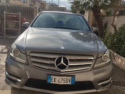 Usata Mercedes C220 Avantgarde 170 CV (125 kW) 2012 Grigio Berlina