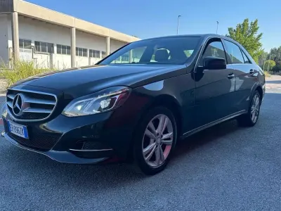 Usata Mercedes E250 Executive 204 CV (150 kW) 2013 Nero Berlina