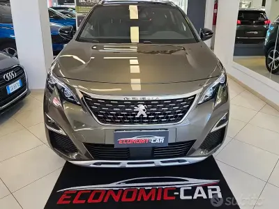 Usata Peugeot 5008 GT-line 131 CV (96 kW) 2019 Verde SUV