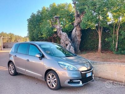 Usata Renault Scénic III XMOD 130 CV (95 kW) 2013 Grigio Monovolume