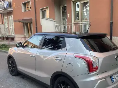 Usata SsangYong Tivoli 128 CV (94 kW) 2016 SUV