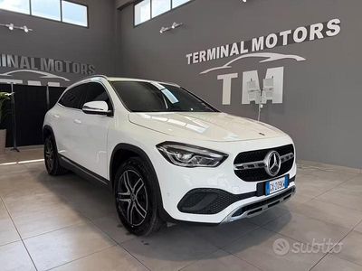Usata Mercedes GLA200 150 CV (110 kW) 2021 Bianco SUV