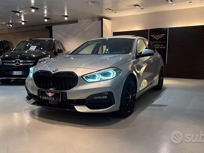 Usata BMW 118 Advantage 150 CV (110 kW) 2020 Grigio Utilitaria
