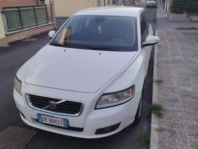 Usata Volvo V50 Momentum 136 CV (100 kW) 2010 Station wagon