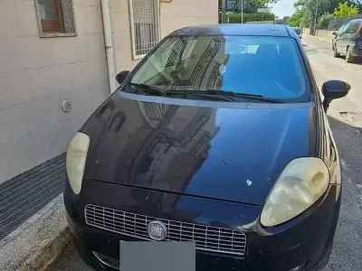 Usata Fiat Punto 77 CV (56 kW) 2009 Blu Utilitaria