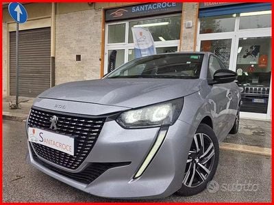 Usata Peugeot 208 Allure 100 CV (73 kW) 2023 Grigio Utilitaria