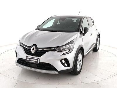 Usata Renault Captur Intens 91 CV (66 kW) 2021 Argento SUV