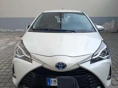 Second-hand Toyota Yaris Hybrid Active 75 CP (55 kW) 2018 Berlinǎ