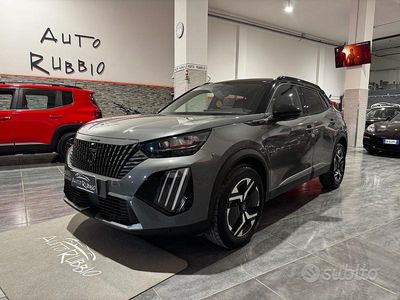 Usata Peugeot 2008 GT 130 CV (95 kW) 2024 Grigio SUV