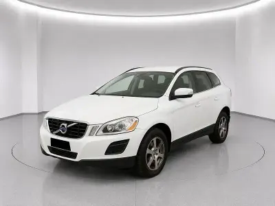 Usata Volvo XC60 Kinetic 136 CV (100 kW) 2013 Bianco SUV