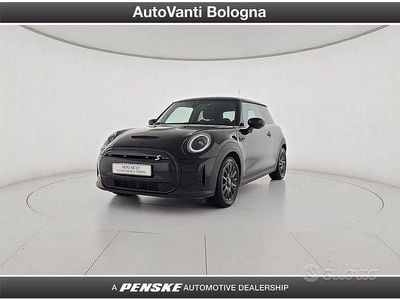 Usata Mini Cooper SE Classic 135 kW (184 CV) 2022 Nero Utilitaria