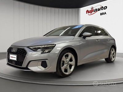 Usata Audi A3 Advanced 116 CV (85 kW) 2020 Grigio Berlina