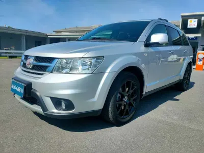 Usata Fiat Freemont Lounge 170 CV (125 kW) 2012 Argento SUV