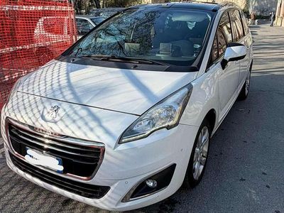 Usata Peugeot 5008 Active 115 CV (84 kW) 2014 Bianco Monovolume