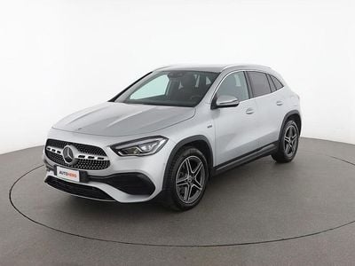 Usata Mercedes GLA250 AMG line 218 CV (160 kW) 2020 Argento SUV