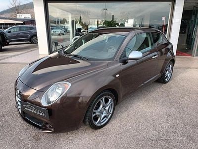 Usata Alfa Romeo MiTo 84 CV (61 kW) 2016 Marrone Utilitaria