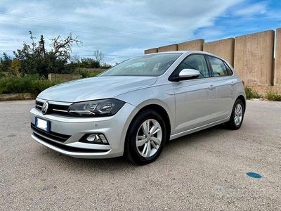Usata VW Polo Comfortline 80 CV (58 kW) 2018 Grigio Utilitaria