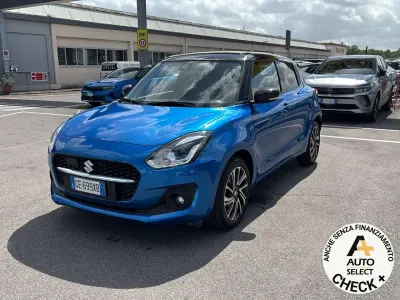Usata Suzuki Swift 83 CV (61 kW) 2021 Blu/azzurro Utilitaria