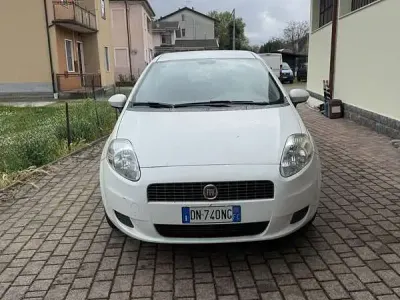 Usata Fiat Grande Punto Sport 95 CV (69 kW) 2008 Utilitaria