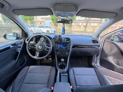 Usata VW Golf VI 102 CV (75 kW) 2009 Utilitaria