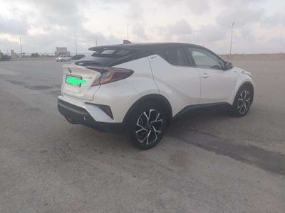 usata Toyota C-HR 1.8 Hybrid Dynamjc