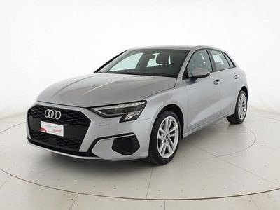 Usata Audi A3 Business 116 CV (85 kW) 2023 Argento floret metallizzato Berlina