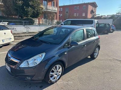Grigio Usata 2008 Opel Corsa Club Berlina | 2700 € (Buon prezzo)