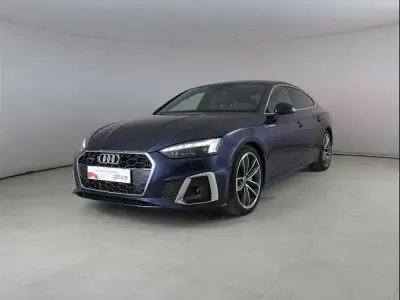 Usata Audi A5 Sportback S-Line 204 CV (150 kW) 2024 Blu navarra metallizzato Utilitaria