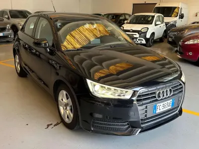 Usata Audi A1 Sportback Sport 116 CV (85 kW) 2015 Nero brillante Utilitaria