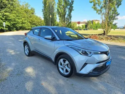 Usata Toyota C-HR