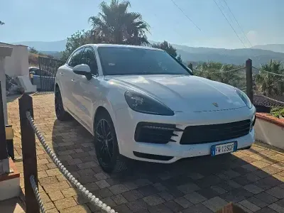 Usata Porsche Cayenne Sport 340 CV (250 kW) 2019 Bianco SUV