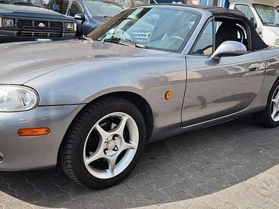 Usata Mazda MX5 145 CV (106 kW) 2005 Grigio Cabrio
