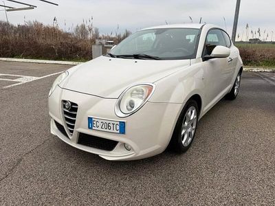 Beige Usata 2011 Alfa Romeo MiTo Distinctive Utilitaria | 3200 € (Buon prezzo)