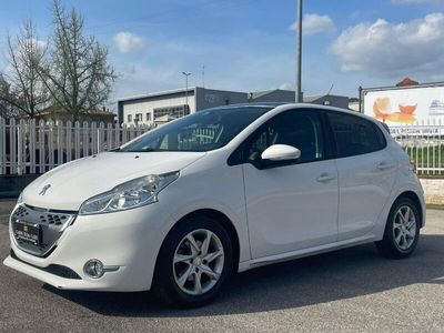 usata Peugeot 208 2083p 1.4 e-hdi 8v AUTOMATICA OK NEOPATENTATI