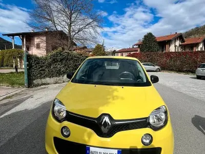 Brugt Renault Twingo 69 HK (50 kW) 2017 Gul Hatchback