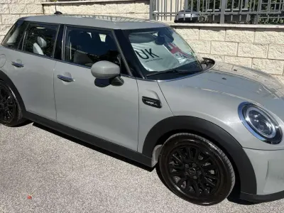 Usata Mini ONE 102 CV (75 kW) 2021 Utilitaria