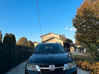 Usata Fiat Freemont 170 CV (125 kW) 2011 Nero SUV