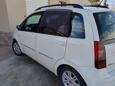 Usata Fiat Idea 95 CV (69 kW) 2009 Bianco Monovolume