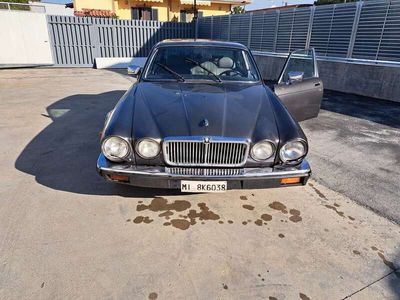 Jaguar XJ6