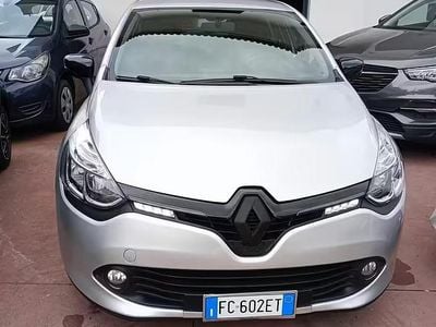 Usata Renault Clio IV 75 CV (55 kW) 2016 Grigio Berlina