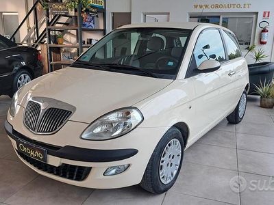 Usata Lancia Ypsilon 60 CV (44 kW) 2006 Beige Utilitaria